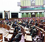 Lawmakers’ Response Mixed  on Noor’s Resignation